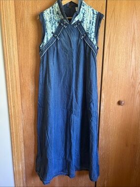 Vicky & Lucas Sleeveless Denim Maxi Dress